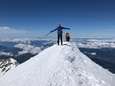 Joni Ceusters (23) beklimt samen met vier andere Kamp Waes-overlevers de Mont Blanc: “We deden het op één dag en dat is vrij uniek” 
