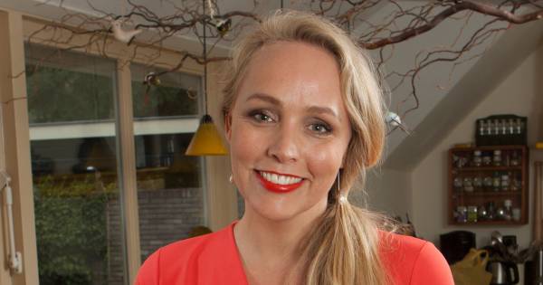 Sabine Uitslag maakt theatershow voor (en over) zorginstellingen: 'Er is veel moois' - Tubantia