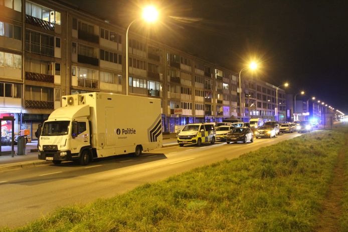 De politie is massaal aanwezig.