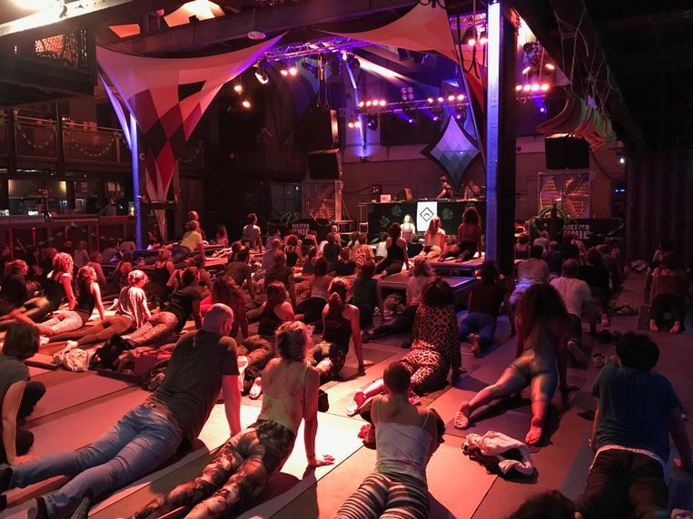 Yoga voor het dansen Beeld Marieke de Ruiter