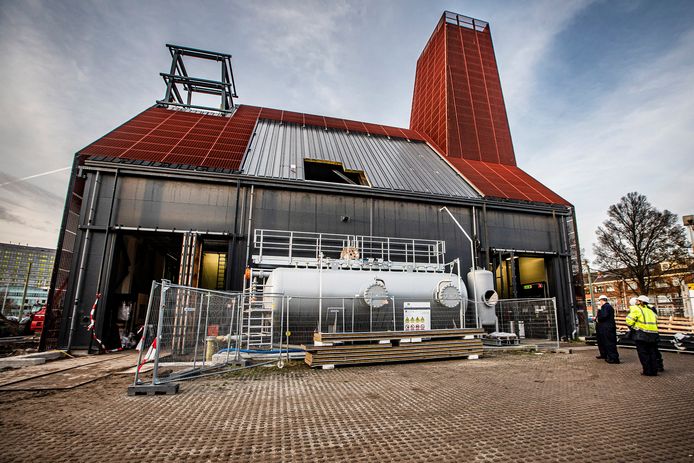 De aardwarmte-centrale aan de Leyweg in Den Haag.