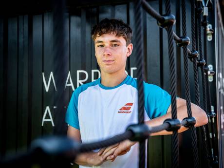 Tennistalent Mees Rottgering gaat niet alleen voor de ervaring naar Wimbledon: ‘Ook daar wil ik winnen’