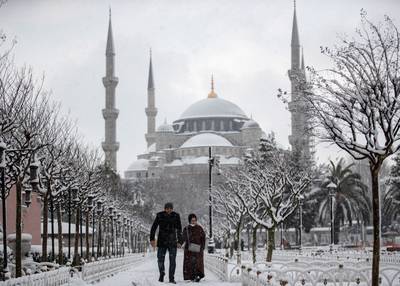 Vluchten op luchthaven Istanboel stilgelegd wegens hevige sneeuwval