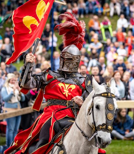 Nét echt: bekijk en lees hier hoe middeleeuwse riddergevechten herleven bij burcht in Bad Bentheim