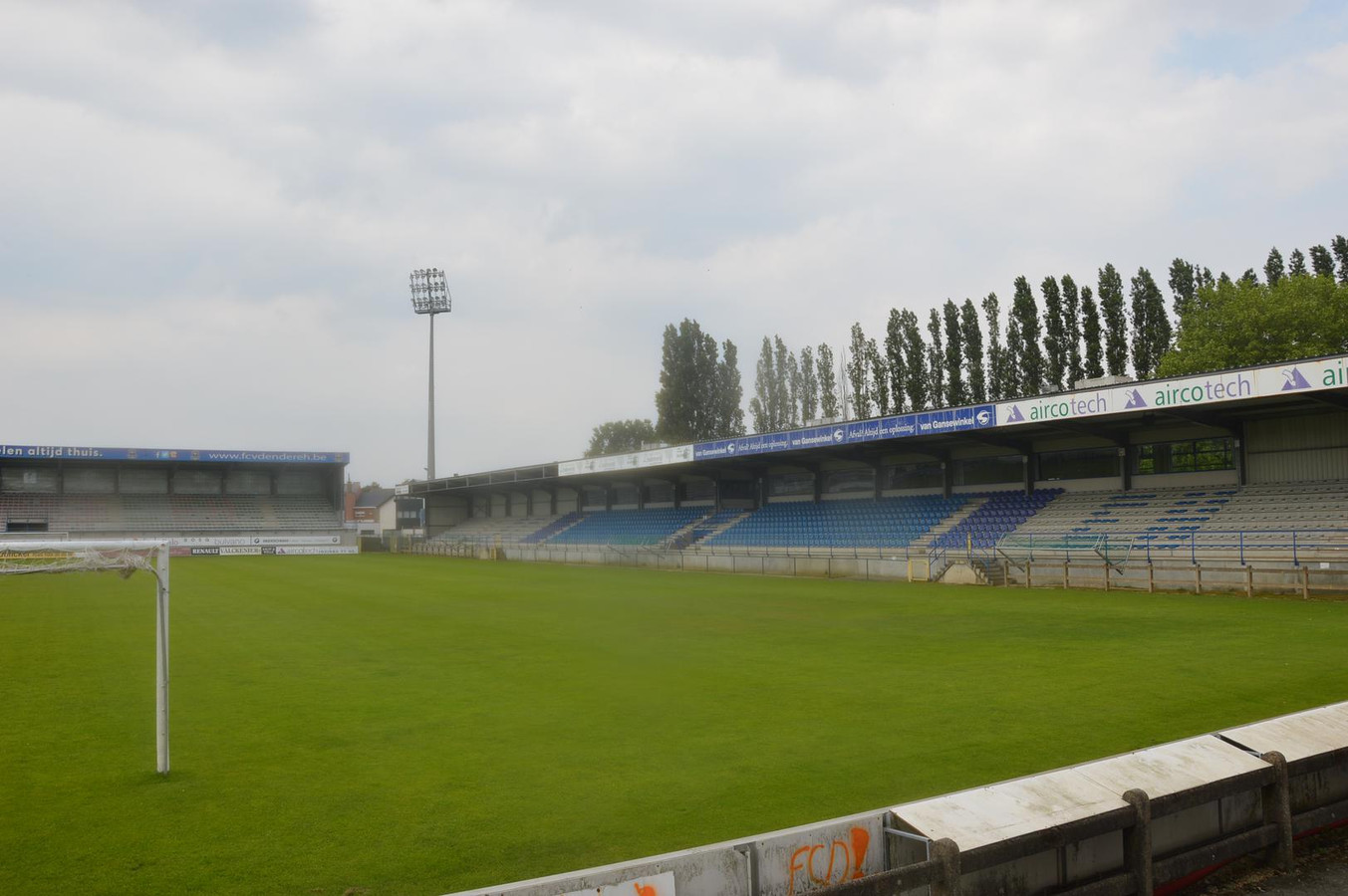 FCV Dender kan woensdag kampioen worden en roept supporters op om naar