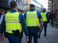 Boa’s in Tilburg zijn sinds een maand uitgerust met handboeien.