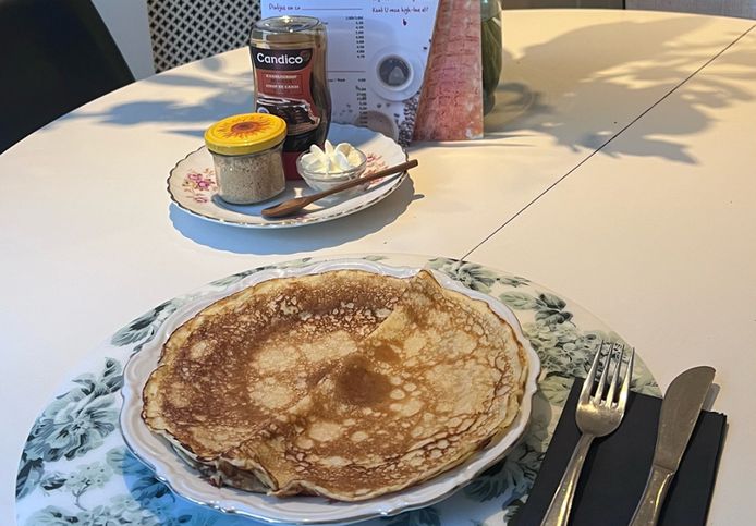 Pannenkoeken op Lichtmis, dat is een traditie die ze bij DF Kluisbergen graag in stand houden.