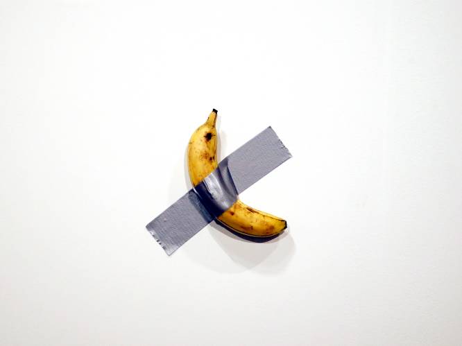 Kunst: aan de muur geplakte en ondertussen rotte banaan verkocht voor 150.000 dollar