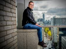 Eenzame Julien (18) overladen met steunbetuigingen na het delen van zijn verhaal: ‘Dat doet me goed’