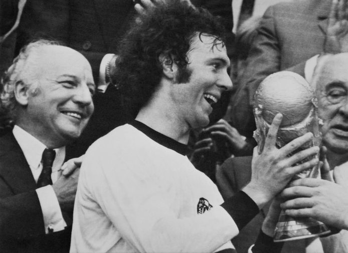 Franz Beckenbauer in 1974, toen hij het WK won.