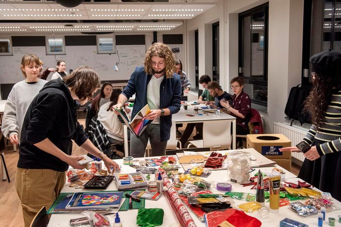 Art and Craftckub 34  bij  studentenevenement GoodMood in Breda