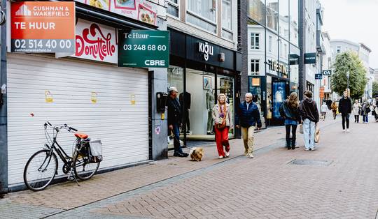 ‘Het wordt hier één groot bejaardentehuis voor Limburgers’: dommelt Hasselt in onder Steven Vandeput?