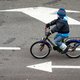 'Amsterdamse kinderen leren niet fietsen'