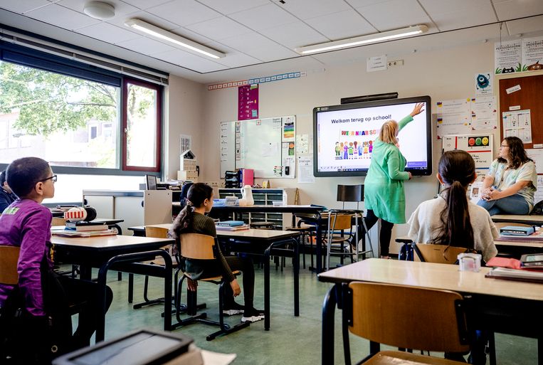 Angst houdt 15 procent Amsterdamse leerlingen thuis | Het Parool