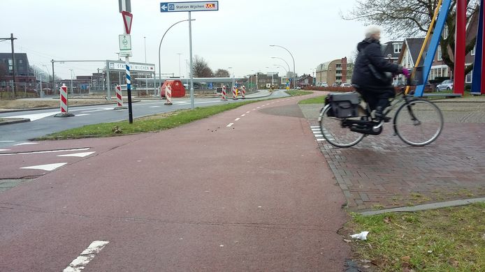 Vrijliggende fietspaden in Wijchen krijgen geen rode asfaltlaag meer