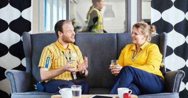 Ikea Voert Sollicitatiegesprek Thuis Op De Bank Ad Werkt