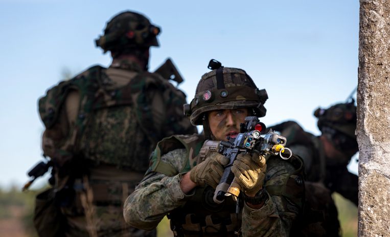 Die niederländische Armee wird von Deutschland 