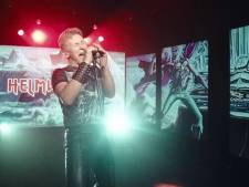 Helmut Lotti au festival de metal Graspop