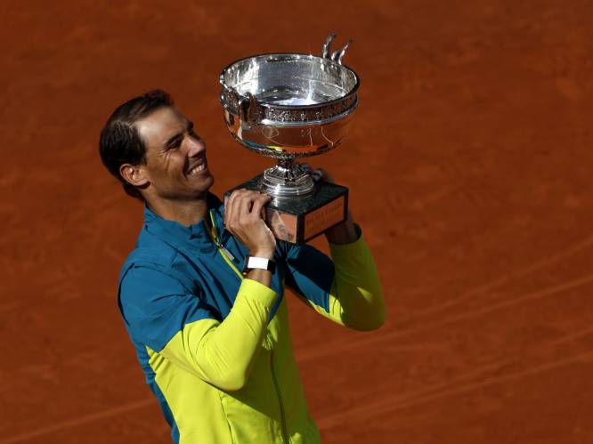 Rafael Nadal na maandenlange ellende aan heup volgens oom Toni toch fit voor Roland Garros: “Hopelijk heeft hij geluk met de loting”