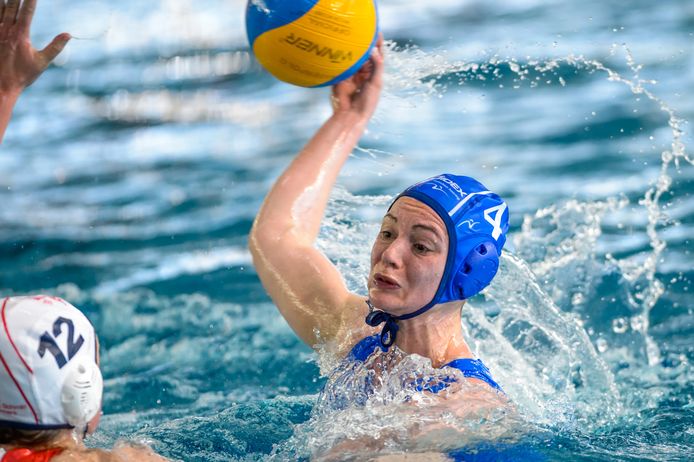 Donk stijgt het water tot aan de lippen Gouda AD.nl