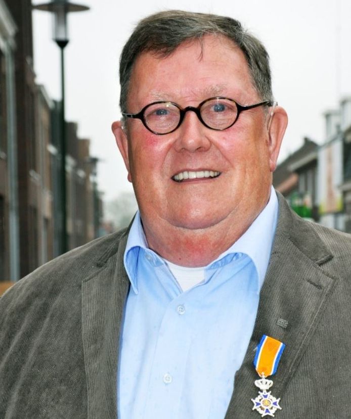 Gust Naaijkens werd in 2013 koninkllijk onderscheiden