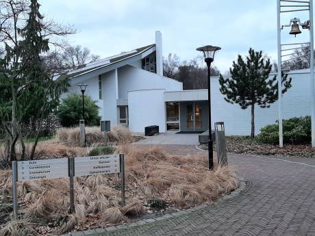 Uitvaartcentrum wordt van binnen flink opgeknapt: ‘Tijdelijk minder crematies in Nijverdal mogelijk’