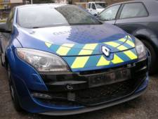 Bloedsnelle interventie-auto van Franse politie te koop