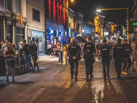 Jonge vrouw (18) tot drie keer toe geschopt en gewurgd door ex-vriend in centrum van Gent, familie op zoek naar getuigen