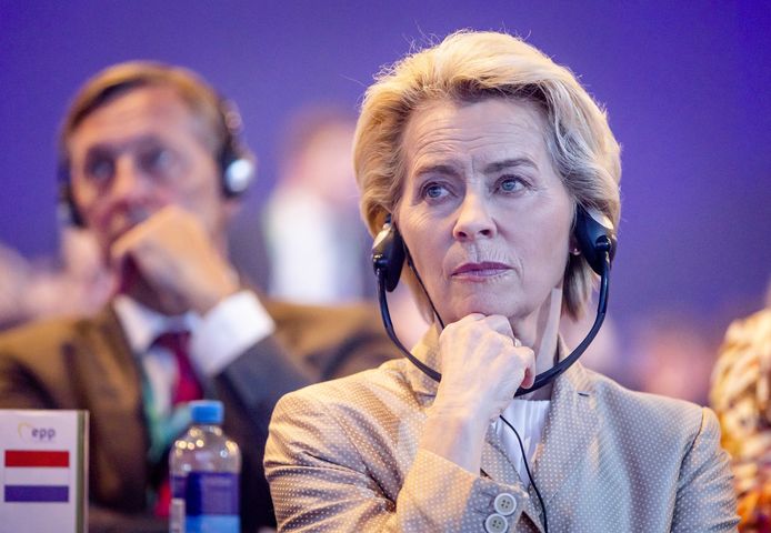 Europees Commissievoorzitter Ursula von der Leyen reist morgen naar Polen om haar goedkeuring toe te lichten.