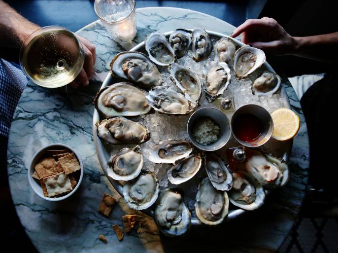 Binnenkort geen Franse oesters meer op feestdis? Stijgende temperatuur zeewater en virussen bedreigen delicatesse