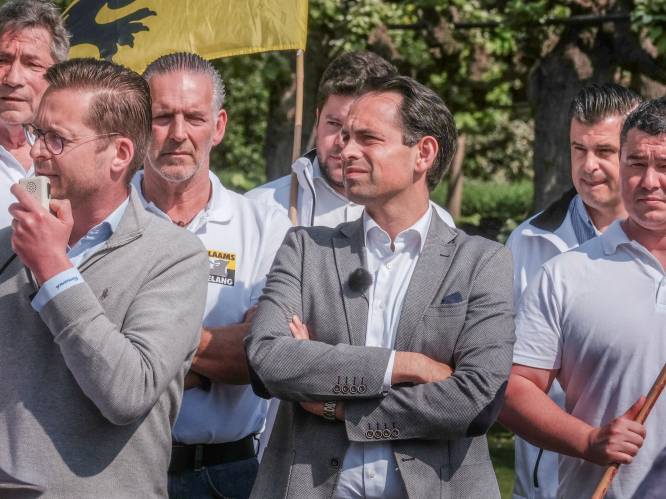 Vlaams Belang-voorzitter Tom Van Grieken voert in Kortrijk mee actie tegen toenemend seksueel bendegeweld: “Ons bloed kookt”