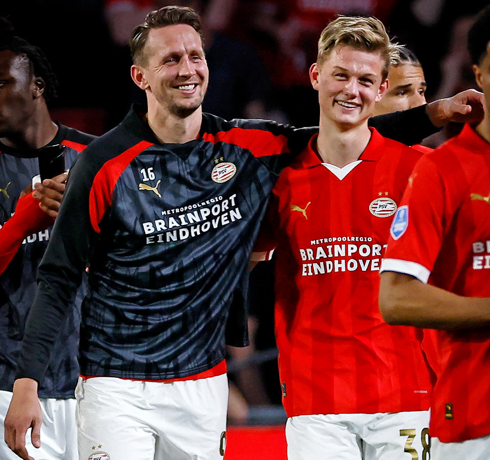 Zijn voetbalschoenen lagen nog in het jeugdgebouw van PSV, maar Jesper