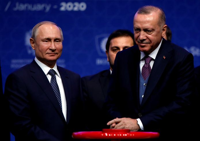 De Russische president Vladimir Poetin en zijn Turkse collega Recep Tayyip Erdogan, hier samen op archiefbeeld.
