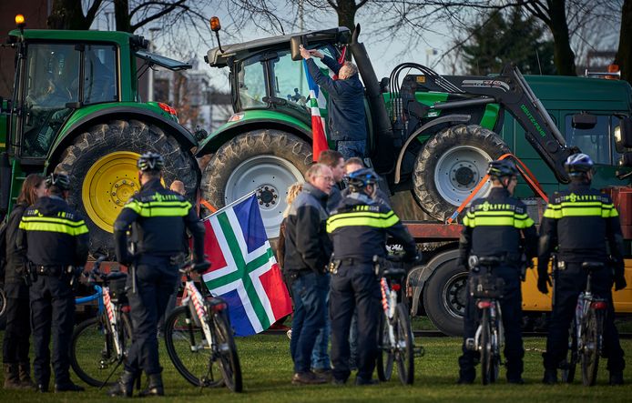 Groningse boeren protesteren in Den Haag