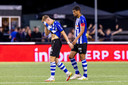 Brian De Keersmaecker (l) strompelt tegen Jong AZ geblesseerd van het veld en blijkt twee à drie maanden 'out'.