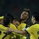 Dortmund blijft in spoor Bayern, rode kaart De Jong kost Milan punten