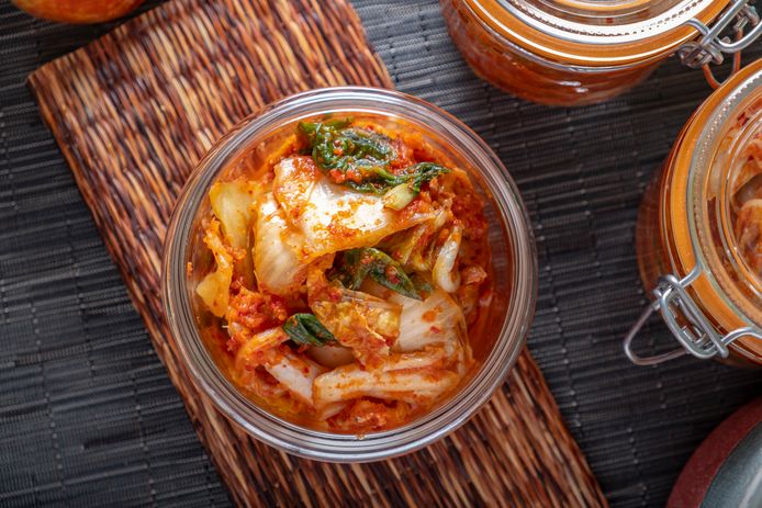Een nieuw, grootschalig onderzoek toont aan dat kimchi zou kunnen helpen in de strijd tegen buikvet. Klopt dat en hoe werkt het?