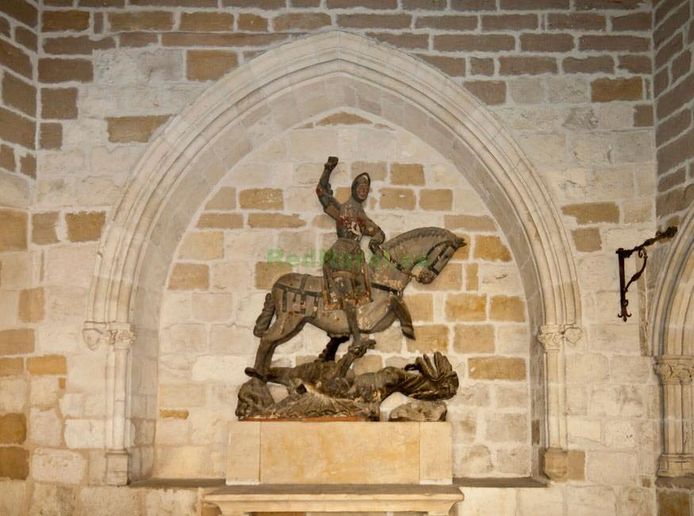 Sint-Joris en de draak voor de restauratie.