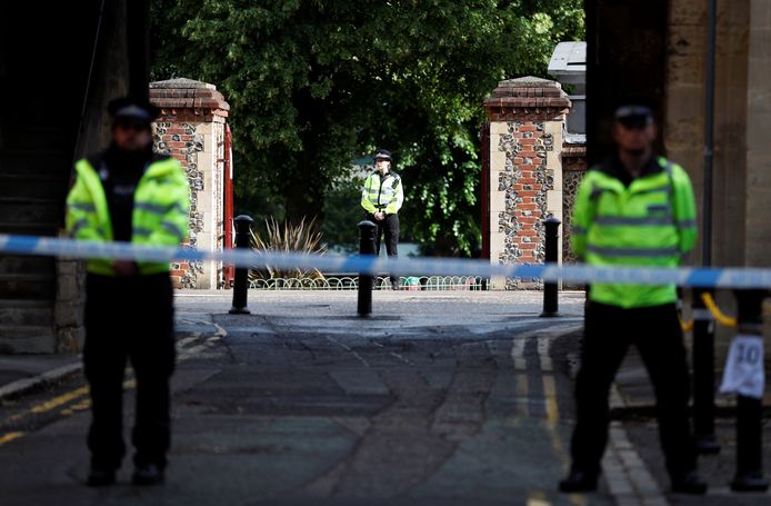 Une attaque au couteau a fait trois morts et trois blessés graves samedi soir à Reading, en Angleterre.