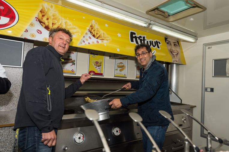 Patrick (links), hier met Chokri Mahassine, is medeorganisator van Pukkelpop. 