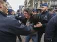 Les manifestants anti-racisme dénoncent 33 arrestations sur la place de la Bourse