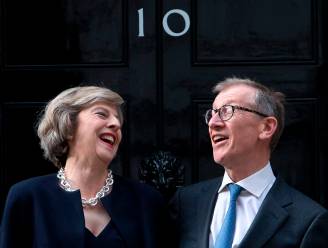 Theresa May: “Het eerste wat mijn Philip deed was een glas whisky voor me uitschenken”