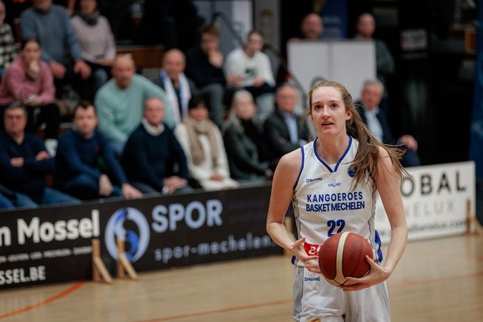 Morgan Bertisch wordt met de week sterker. Donderdag hield ze haar team lange tijd in het spoor van Salamanca.
