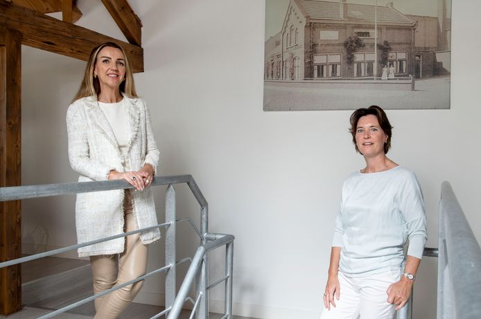 Charlotte Stegeman (links), directeur van The Chain Company en Michelle Ekkelkamp, manager van het Expad Center East Netherlands.
