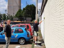 Zielloze parkeerplaats Spoorlaan krijgt muurschilderingen-impuls: ‘Ode aan Marietje en een beetje freewheelen’