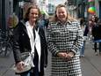 Jill Woerts (links) en Dinian van der Weghe van COC Deventer zijn hard op zoek naar een vaste stek voor hun vereniging