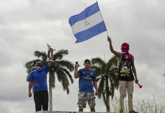 Demonstranten protesteren tegen de regering van Daniel Ortega in hoofdstad Managua.