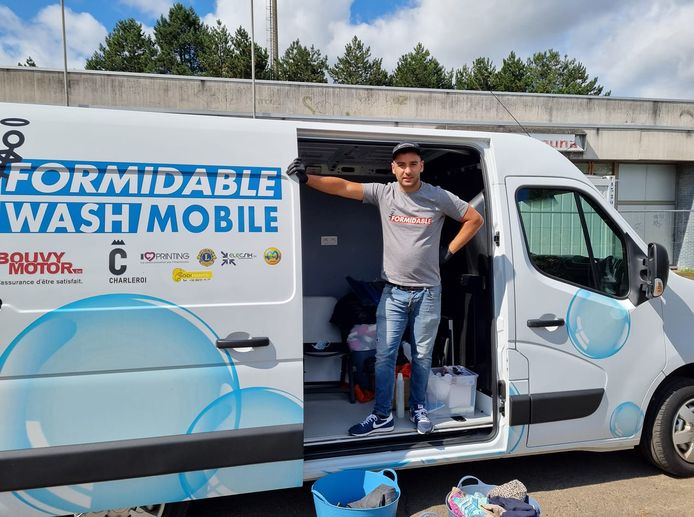 Faysal Abarkan et sa Wash Mobile se déplaceront de Charleroi à Chaudfontaine pour les sinistré(e)s.