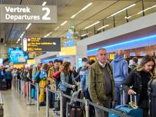 Personeel Schiphol vreest voor hoge werkdruk en veiligheid in zomervakantie: ‘Mensen raken uitgehold’