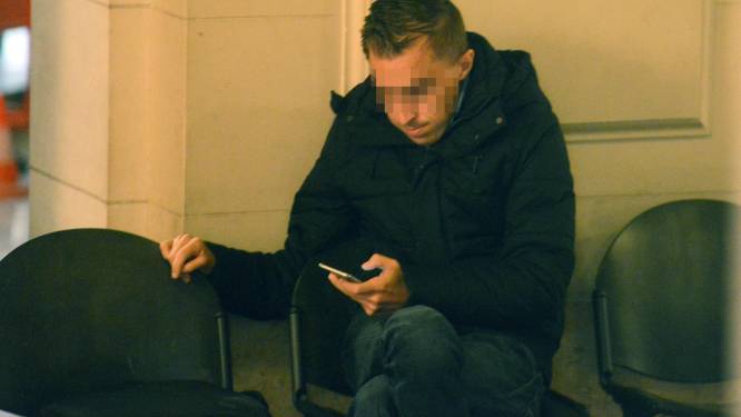 Dertig maanden cel voor ‘pamperboxoplichter’ die meer dan duizend slachtoffers maakte: 120.000 euro verbraste Jens D. aan gokverslaving